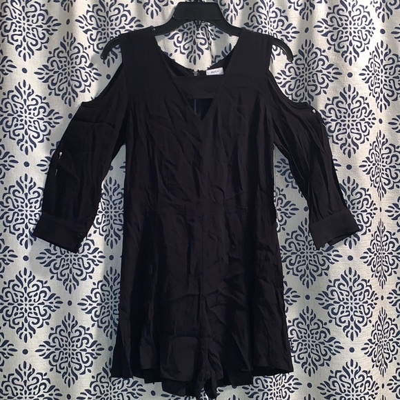 RVCA Romper - Picture 2 of 6